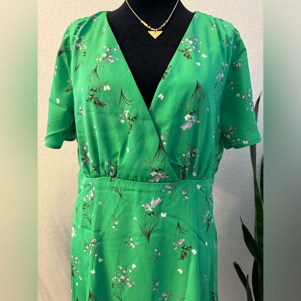 KAILEIGH WOMEN’S DRESS SIZE LARGE GREEN FLORAL V-NECK STRETCH LIGHTWEIGHT SLEEVE - Picture 8 of 11